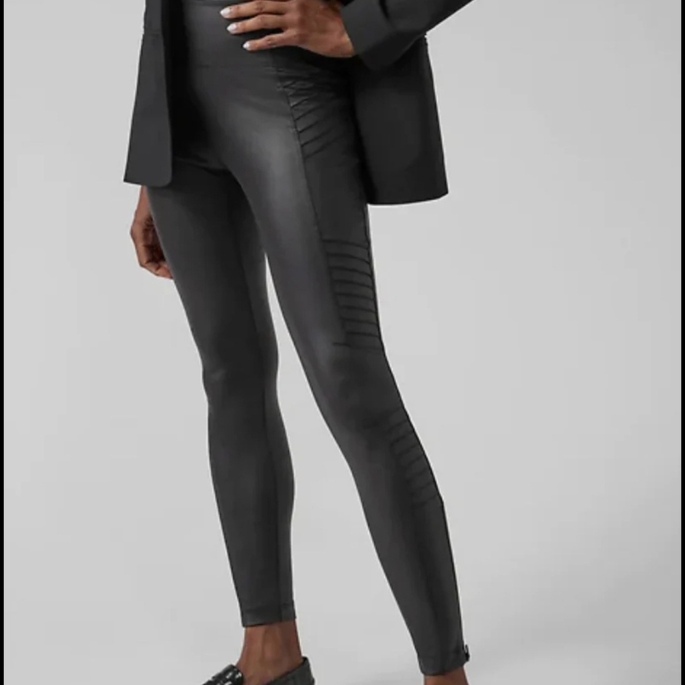 Athleta Charcoal  Leggings
